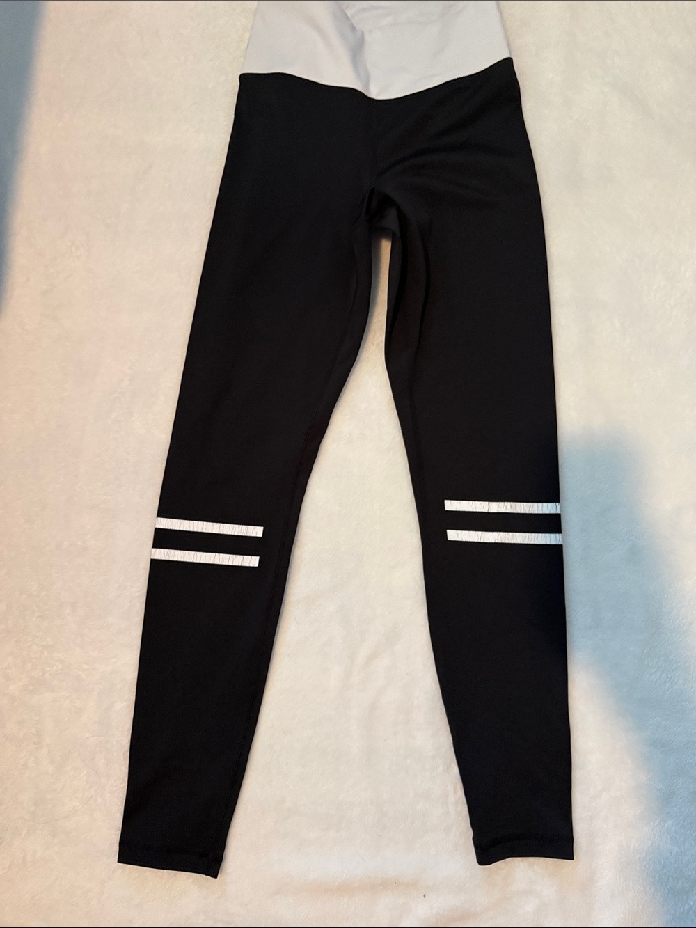 High-Waist Black and White Performance Leggings size S